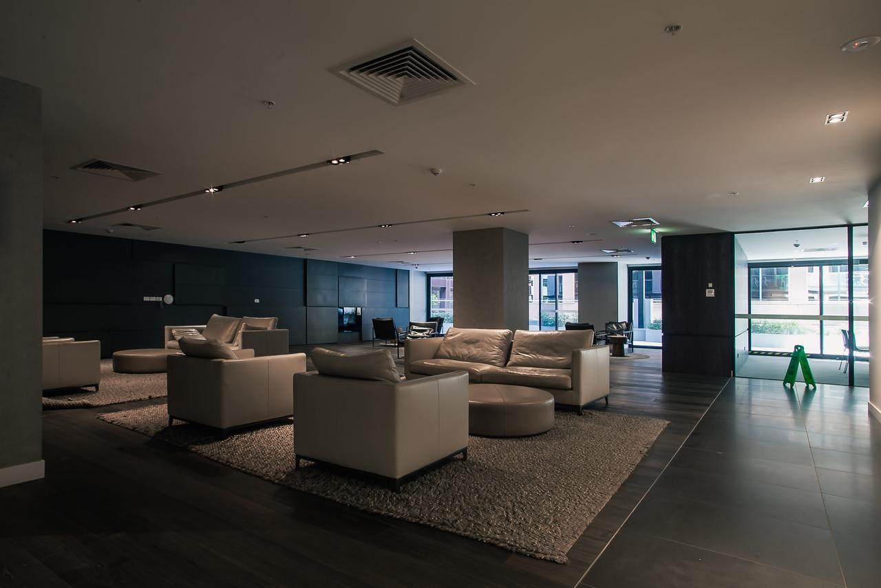 The William Suites Melbourne Exterior photo